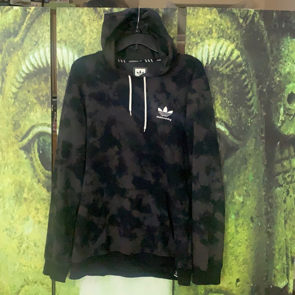 ADIDAS “skateboarding” hoodie sized M